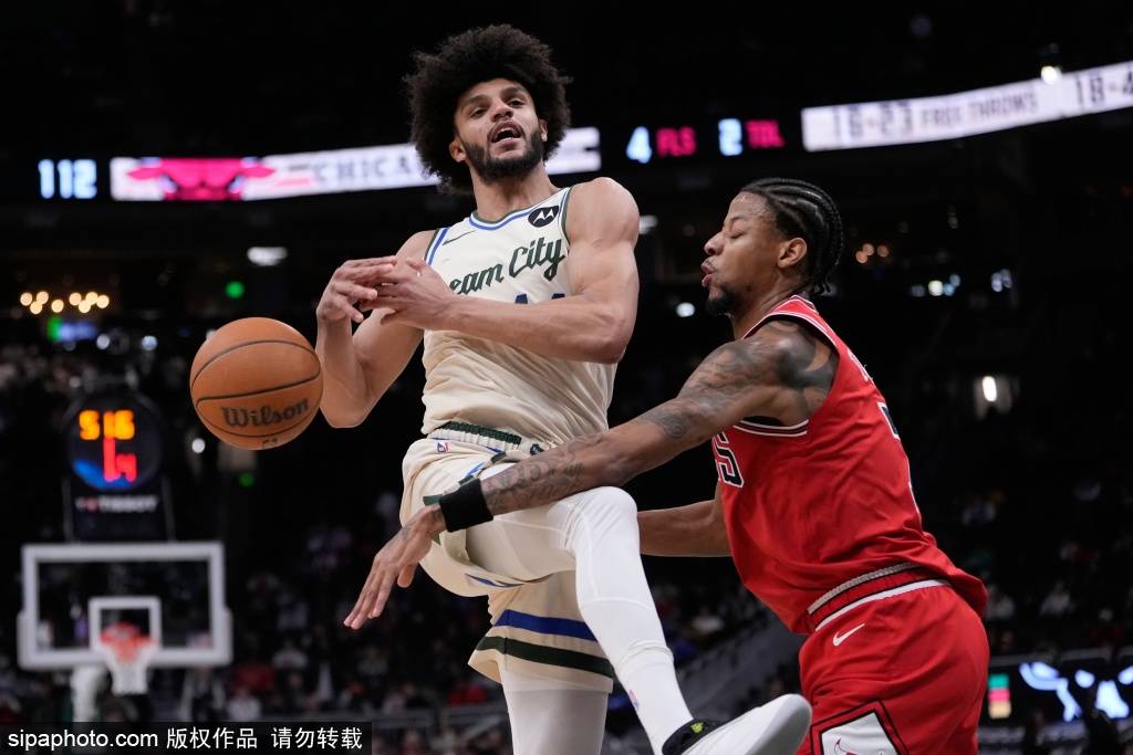 关于丹佛掘金调整名单备战NBA季后赛密尔沃基雄鹿围绕社区盾外线爆发，现场解说直呼：窗口期新疆广汇调整名单以备欧冠的信息